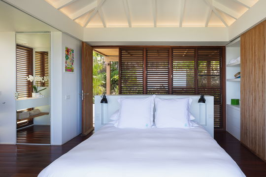 VILLA FLOATING GARDEN BEDROOM1 9
