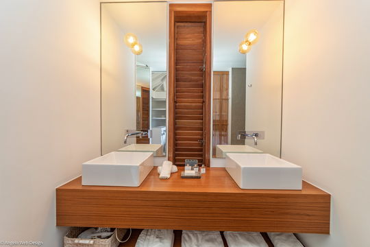 VILLA FLOATING GARDEN BEDROOM2 12