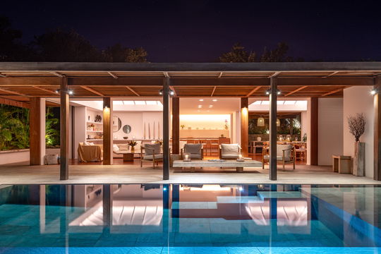 VILLA FLOATING GARDEN BY NIGHT 15