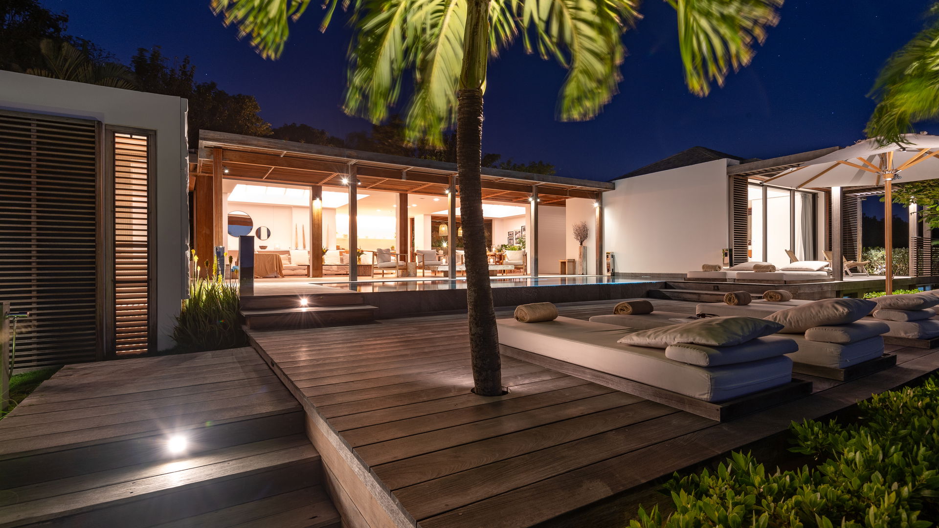BY NIGHT