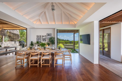 VILLA FLOATING GARDEN KITCHEN & DINING AREA 9