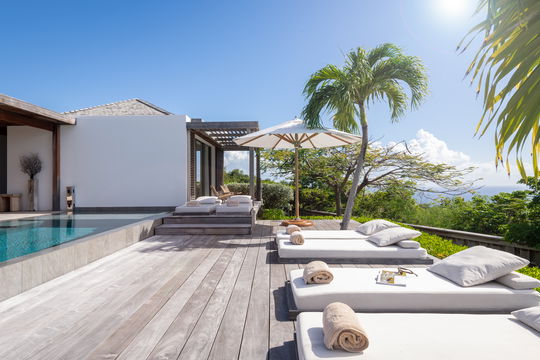 VILLA FLOATING GARDEN POOL & TERRACE 7