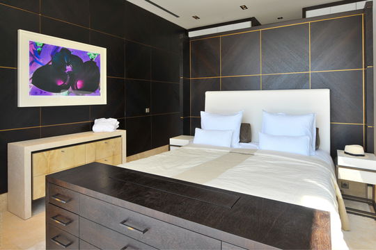 VILLA LA PETITE SEREINE BEDROOM2 5