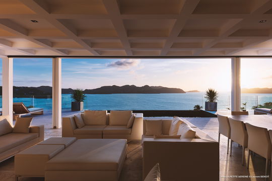 VILLA LA PETITE SEREINE BY NIGHT 1