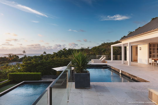 VILLA LA PETITE SEREINE BY NIGHT 3