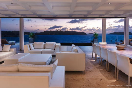 VILLA LA PETITE SEREINE BY NIGHT 6