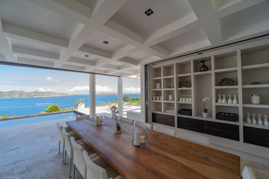 VILLA LA PETITE SEREINE KITCHEN & DINING AREA 3