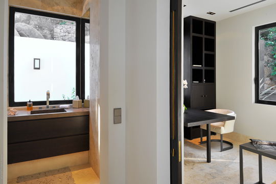 VILLA LA PETITE SEREINE PRIVATE OFFICE 3