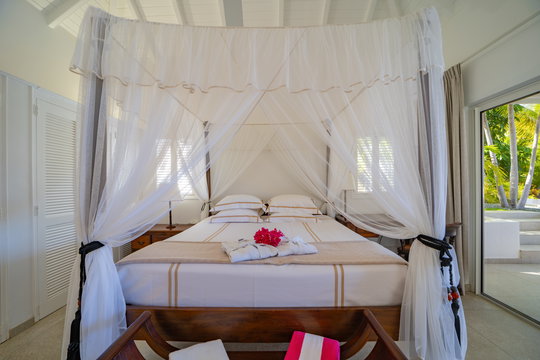 VILLA KIR ROYAL BEDROOM1 2