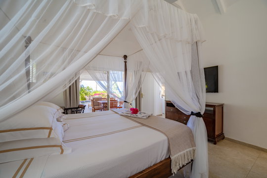 VILLA KIR ROYAL BEDROOM1 4