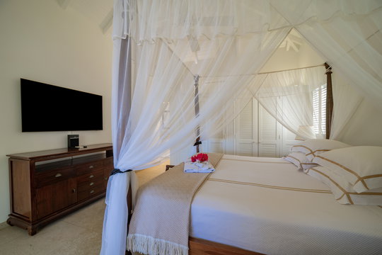 VILLA KIR ROYAL BEDROOM1 5