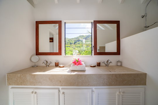 VILLA KIR ROYAL BEDROOM2 6