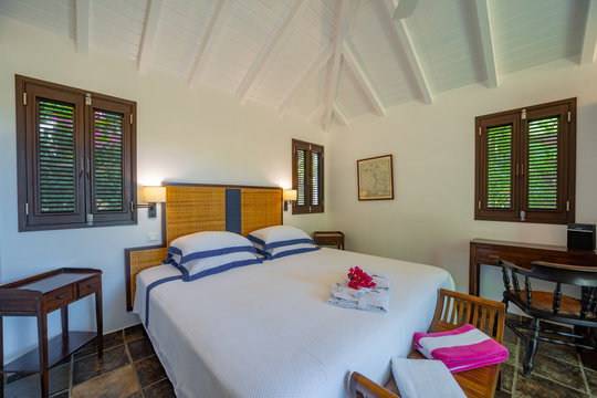 VILLA KIR ROYAL BEDROOM4 2