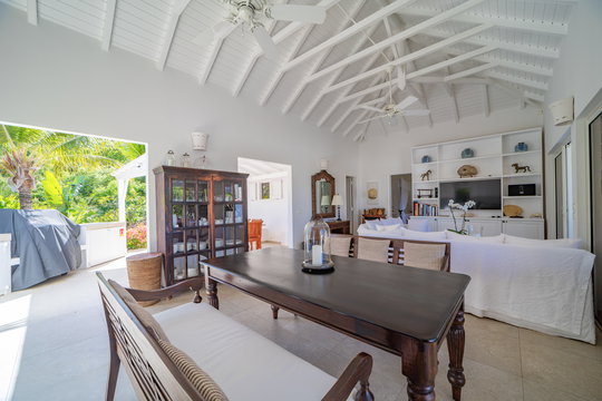 VILLA KIR ROYAL KITCHEN & DINING AREA 1