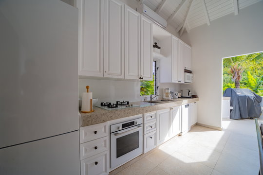 VILLA KIR ROYAL KITCHEN & DINING AREA 5