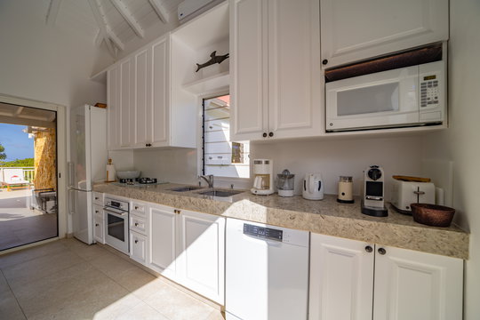 VILLA KIR ROYAL KITCHEN & DINING AREA 6