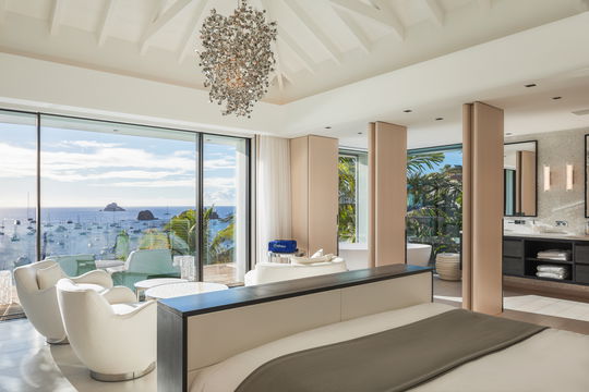VILLA EMBRACE BEDROOM1 1