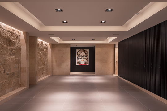 VILLA EMBRACE INDOORS 3