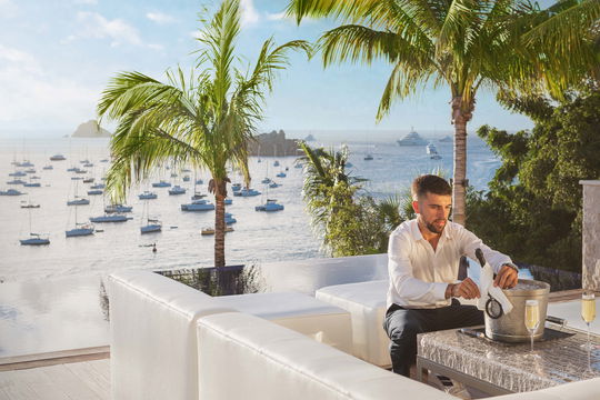VILLA EMBRACE POOLS & TERRACES 10