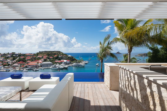 VILLA EMBRACE POOLS & TERRACES 3