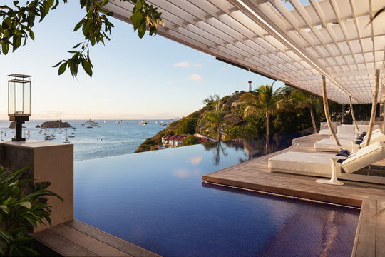VILLA EMBRACE POOLS & TERRACES 7