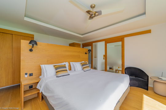 VILLA MARCEL BEDROOM3 2