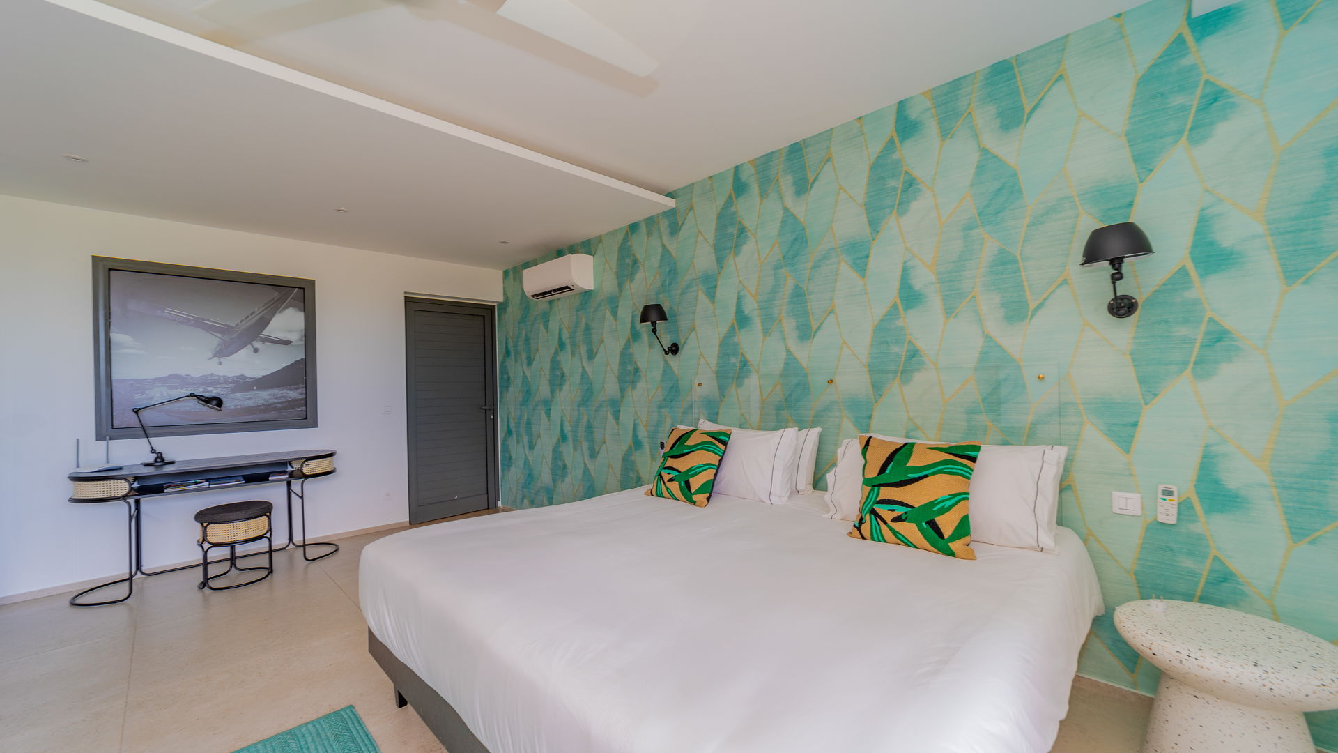 BEDROOM 4