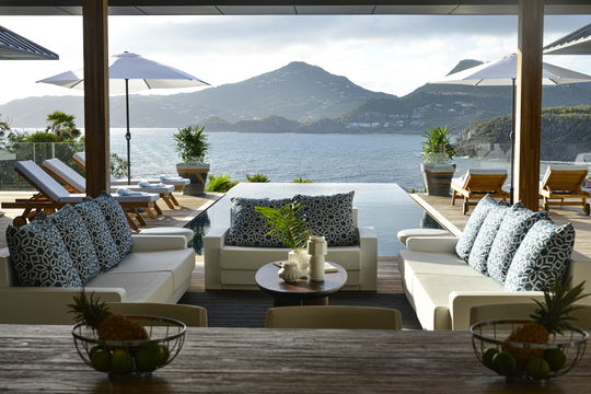 VILLA MARCEL KITCHEN & DINING AREA 12