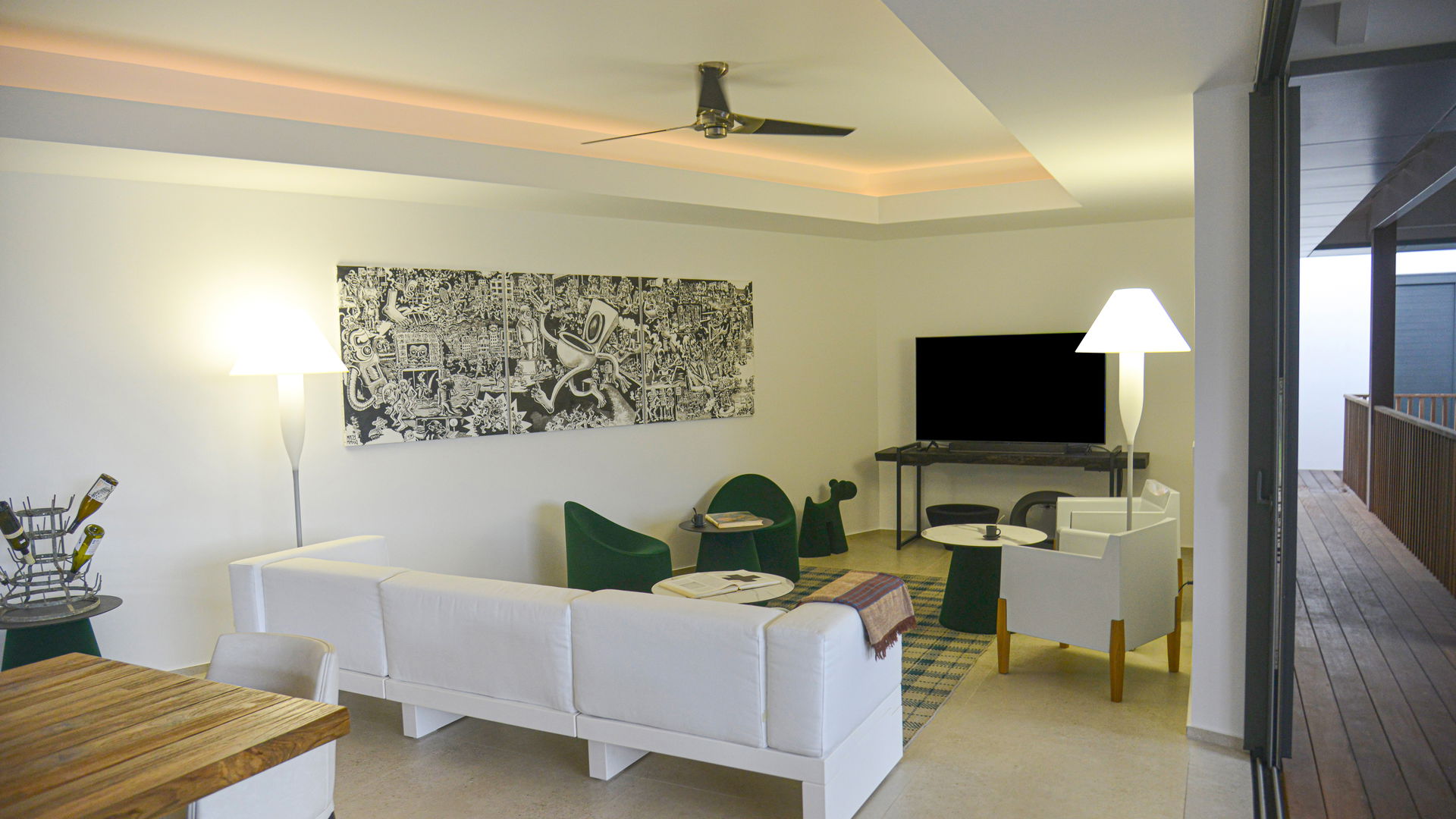 LIVING AREA