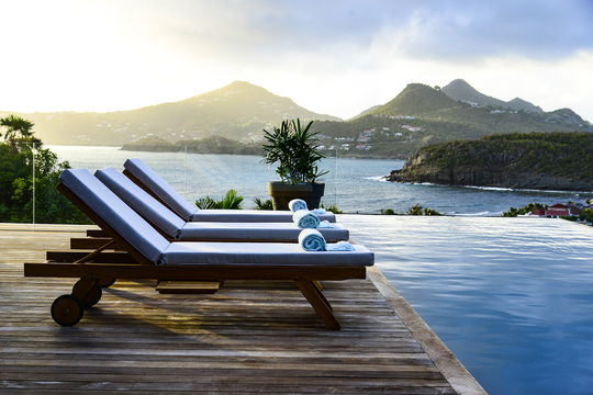 VILLA MARCEL POOL & TERRACE 17