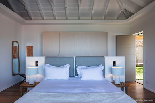 VILLA ALTA ROCCA BEDROOM1 2