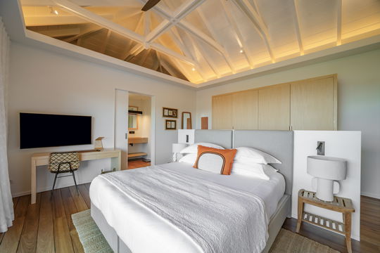 VILLA ALTA ROCCA BEDROOM1 5