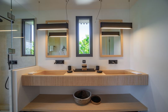 VILLA ALTA ROCCA BEDROOM1 9