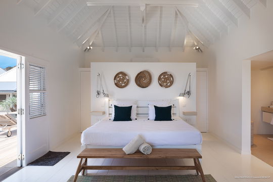 VILLA PASTEL BEDROOM1 1