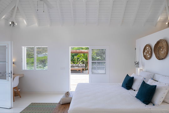 VILLA PASTEL BEDROOM1 2