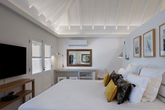 VILLA PASTEL BEDROOM2 1