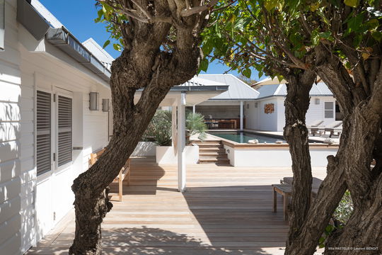 VILLA PASTEL OUTDOORS 2