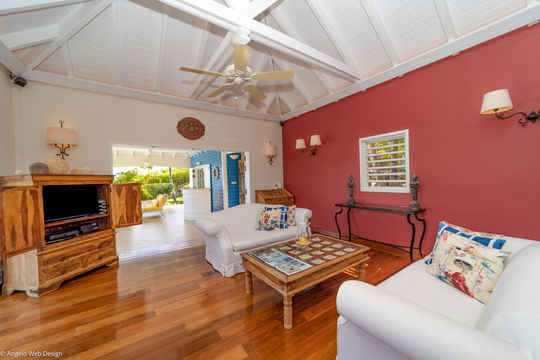 VILLA MARACUJA LIVING AREA 2