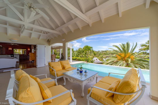 VILLA MARACUJA OUTDOOR LOUNGE 1