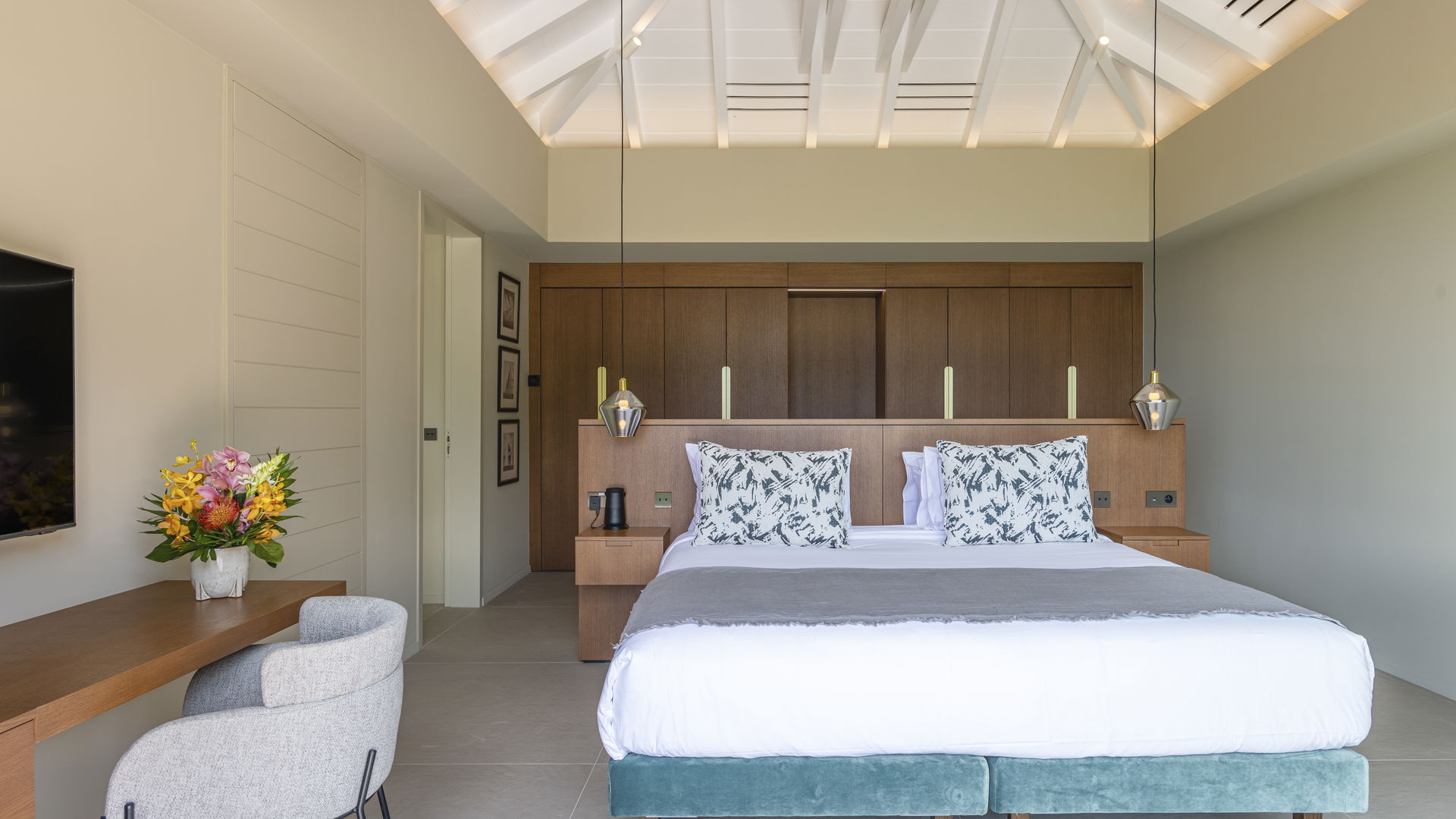 BEDROOM 1