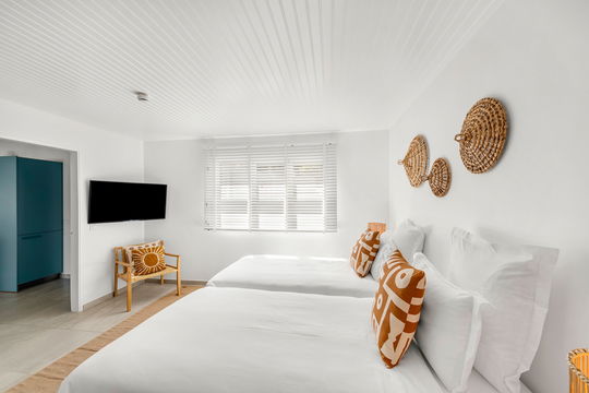 VILLA ESSENIA BEDROOM3 1