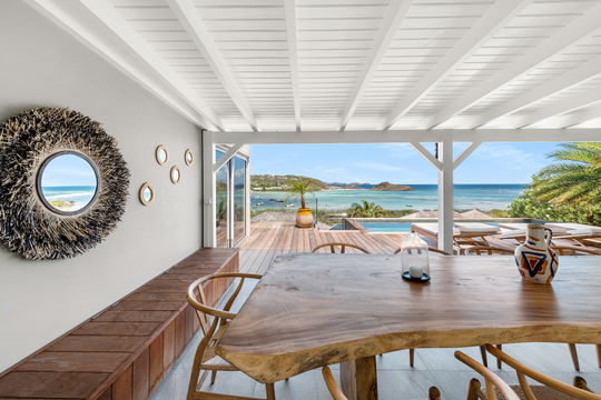 VILLA ESSENIA KITCHEN & DINING AREA 7