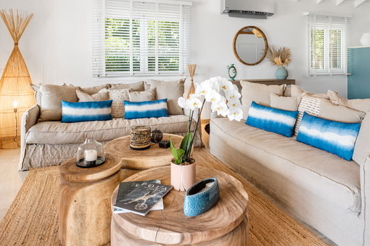 VILLA ESSENIA LIVING AREA 6