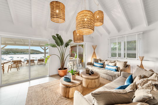 VILLA ESSENIA LIVING AREA 7