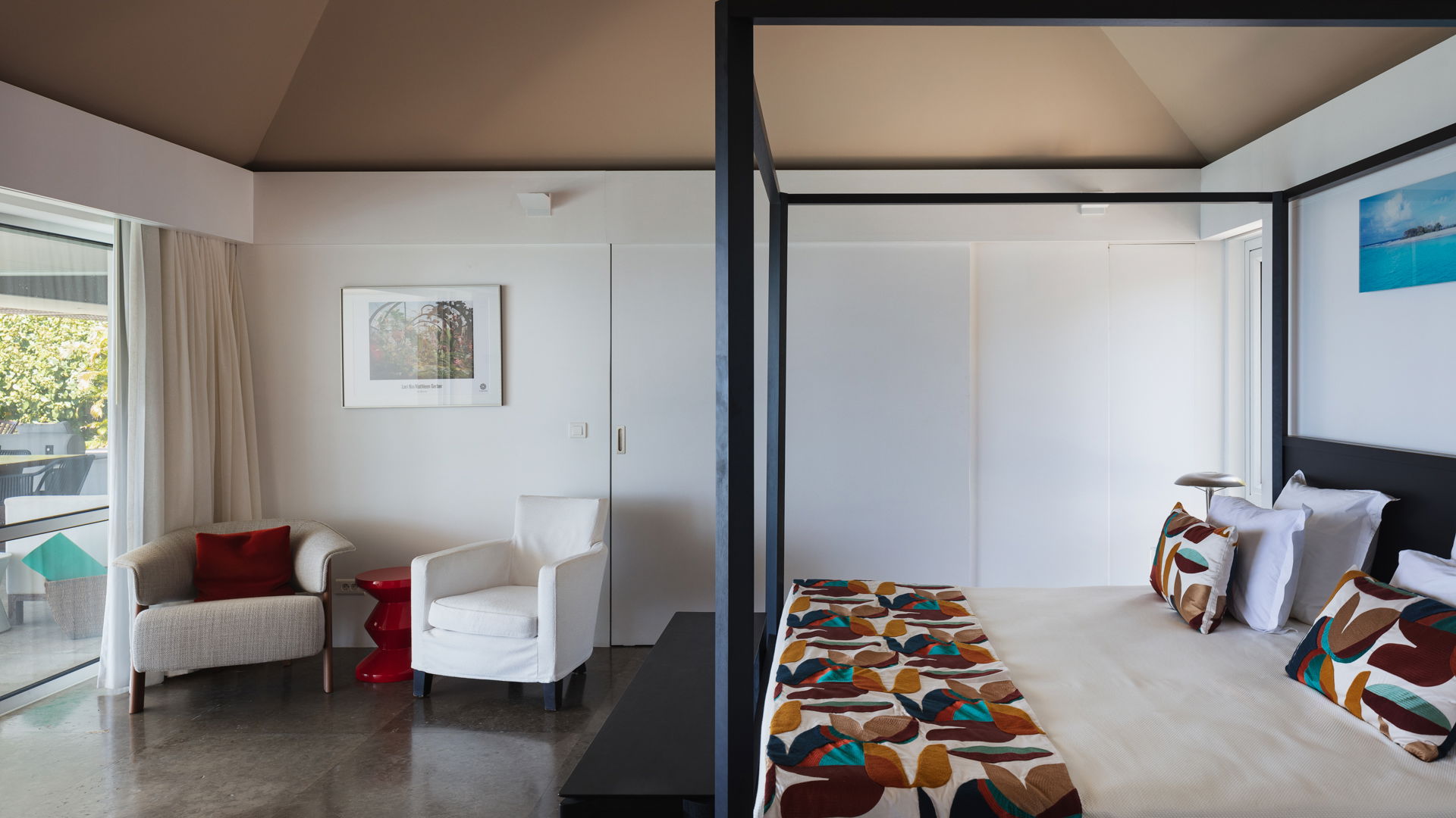 BEDROOM 1
