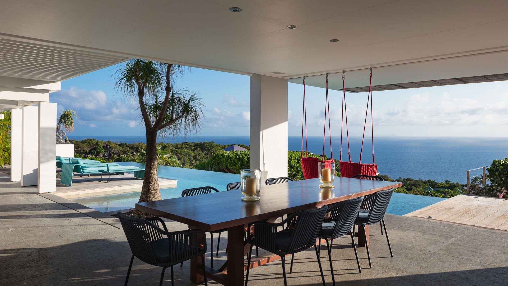 KITCHEN & DINING AREA