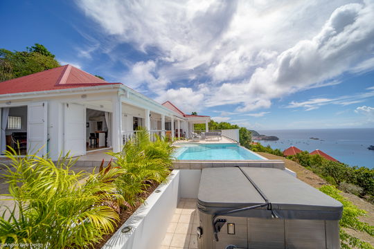 VILLA MANON JACUZZI 1