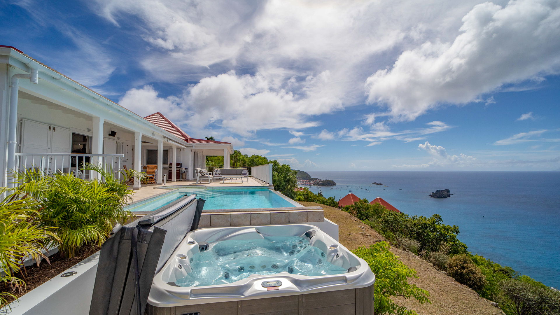 JACUZZI