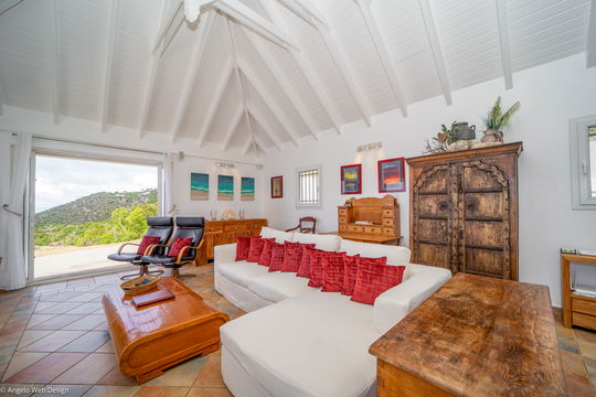 VILLA MANON LIVING AREA 3