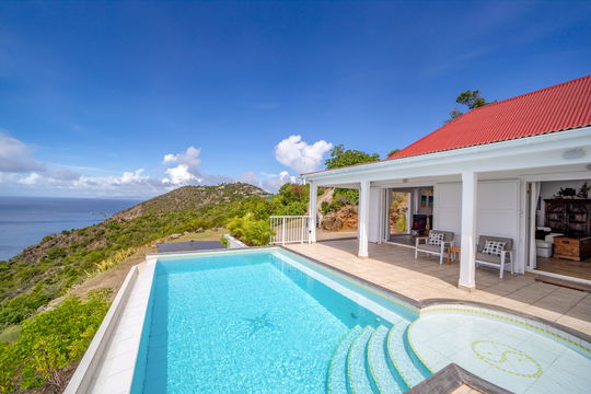 VILLA MANON POOL & TERRACE 4